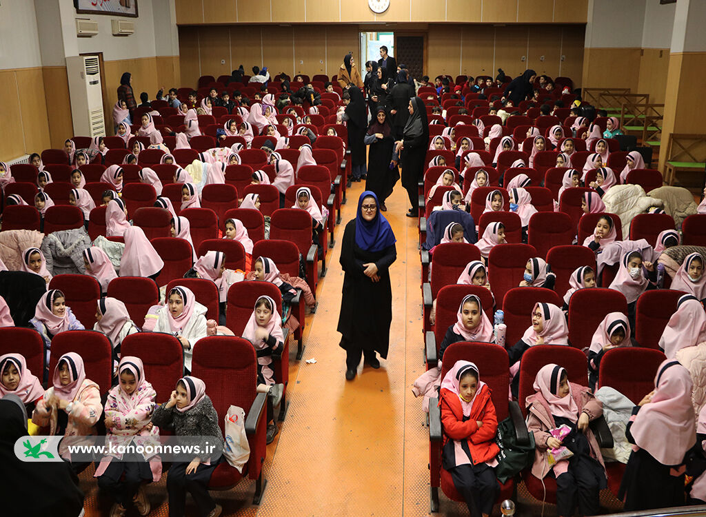 «تنبل احمد» به گیلان  سفرکرد/  اجرای نمایش عروسکی «گروه هنری میکا» درسینما ‌کانون رشت