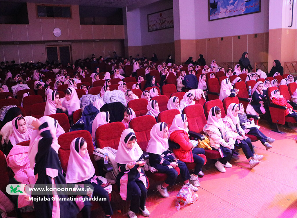 «تنبل احمد» به گیلان  سفرکرد/  اجرای نمایش عروسکی «گروه هنری میکا» درسینما ‌کانون رشت