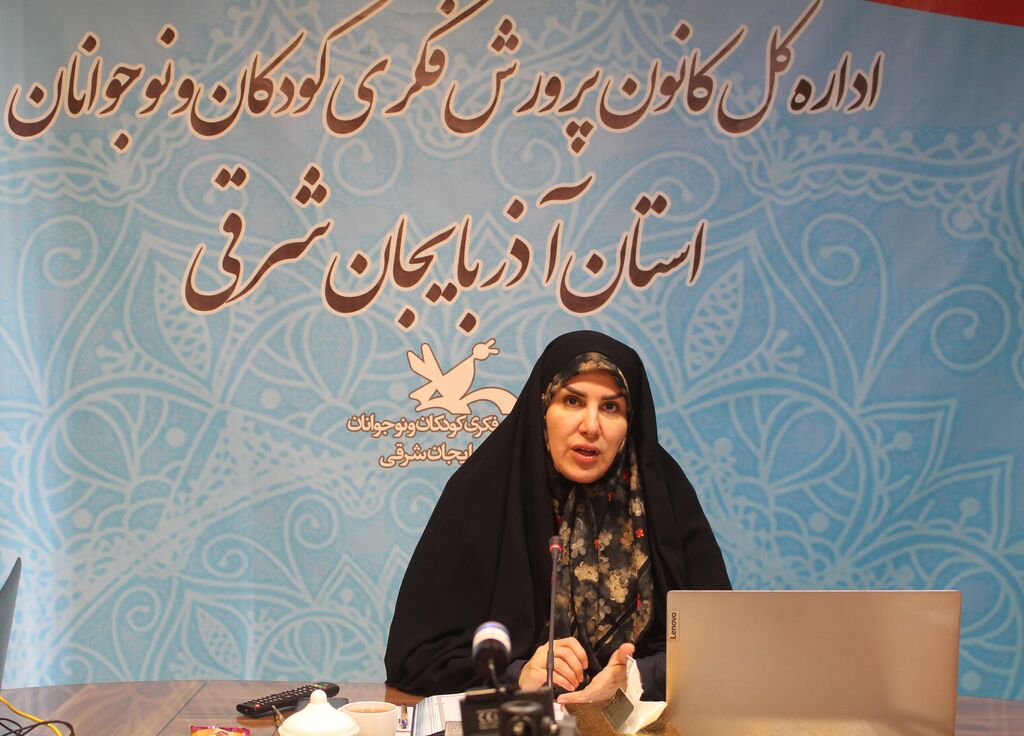 1395410-1 بررسی و پیش بینی برنامه های دهه مبارک فجر و برنامه محفل ستاره ها