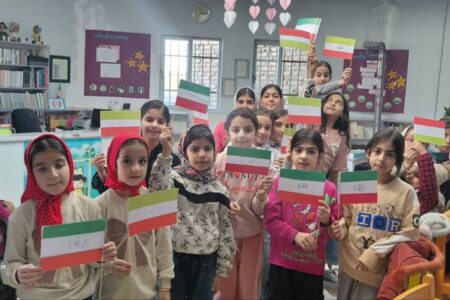 زندگی در مراکز فرهنگی- هنری کانون همدان جاری است