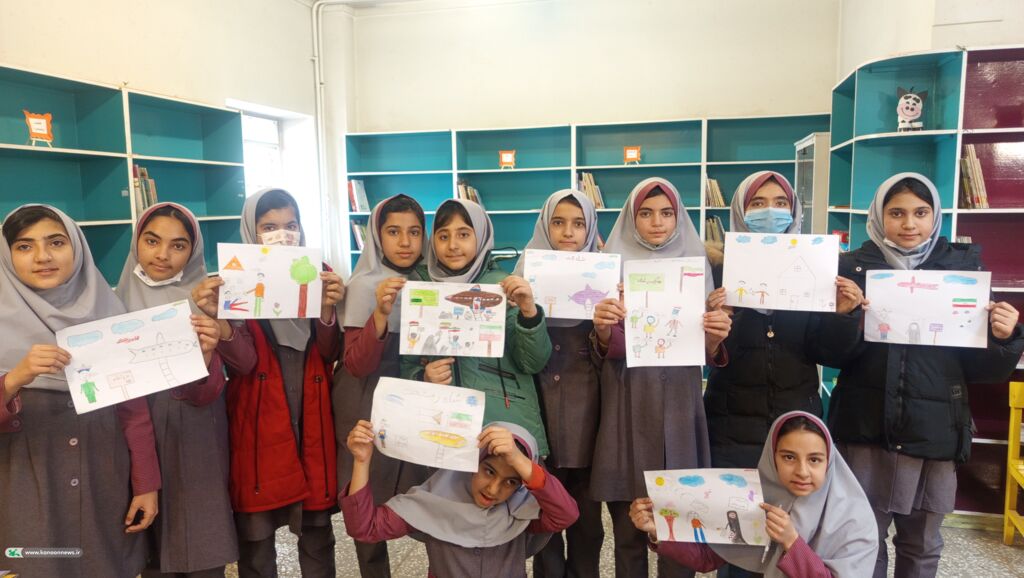 1395593-1 زندگی در مراکز فرهنگی- هنری کانون همدان جاری است