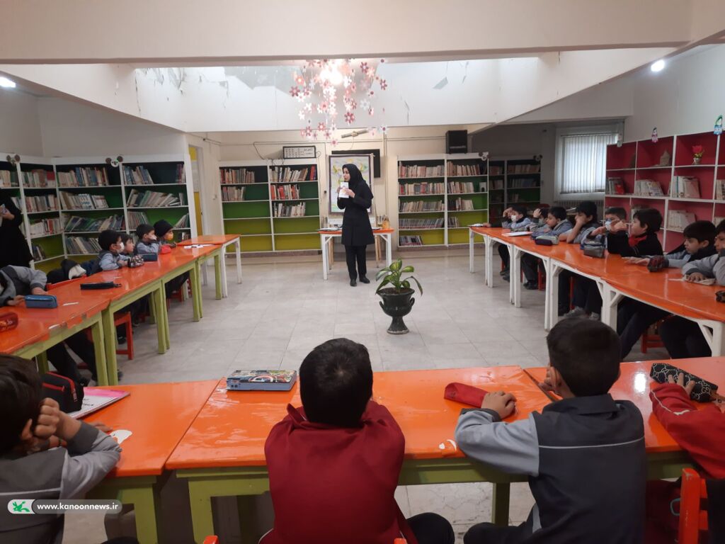 1395595-1 زندگی در مراکز فرهنگی- هنری کانون همدان جاری است