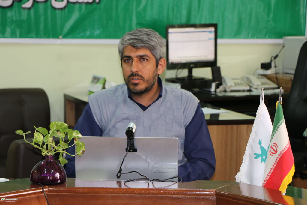 1395618-1 نشست تبیینی وقایع اخیر کشور با حضور مدیرکل کانون فارس