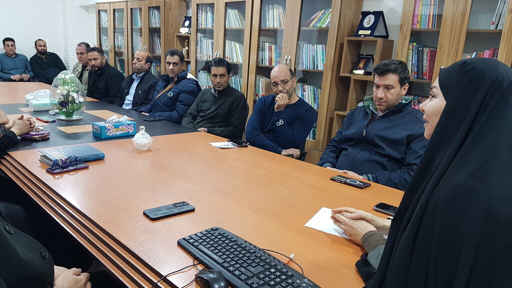 1395689-1 نشست شورای اداری کانون کرمانشاه