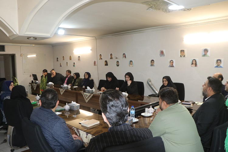 1395707-1 معیشت کارکنان اولویت اول معاونت توسعه و منابع کانون کشور است