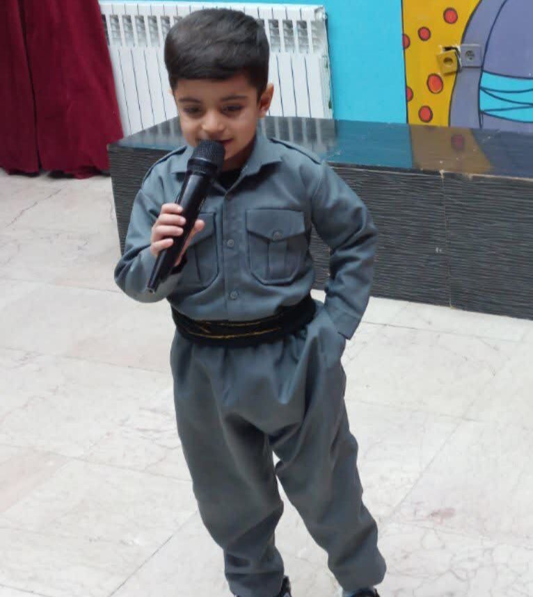 1395753-1 قصهگوهای روانسری از وطندوستی روایت کردند