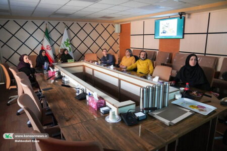 آثار دهمین دوسالانه ملی هنرهای تجسمی کانون داوری شد