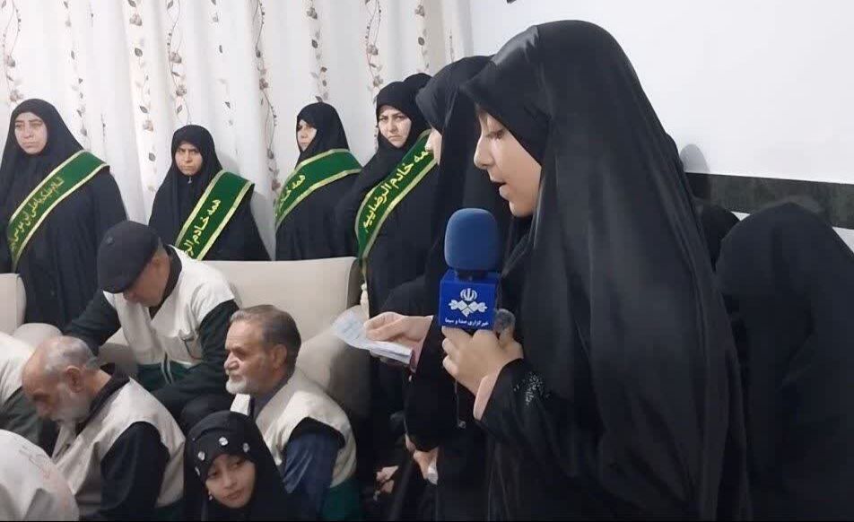 دیدار امام جمعه، مسئولان و اعضای کانون با خانواده کودک شهید کرمانشاهی