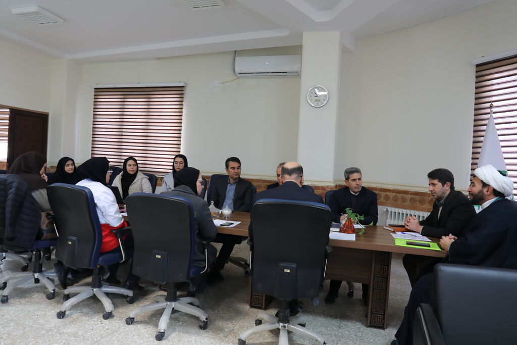 1396175-1 روحیه وطن پرستی محور برنامه های دهه فجر