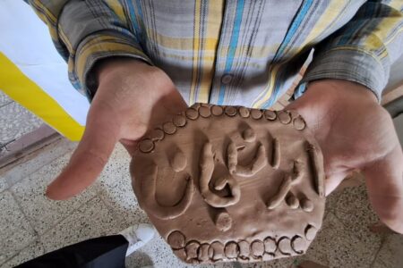 تجلی حبّ وطن در دستان هنرمند اعضای کانون بیارجمند