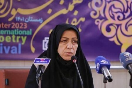 درخشش مربی کانون در جشنواره شعر کشوری بسیج