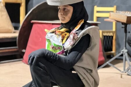 ترشی ۱۵ شب بر روی صحنه تئاتر، در طبس اجرا شد