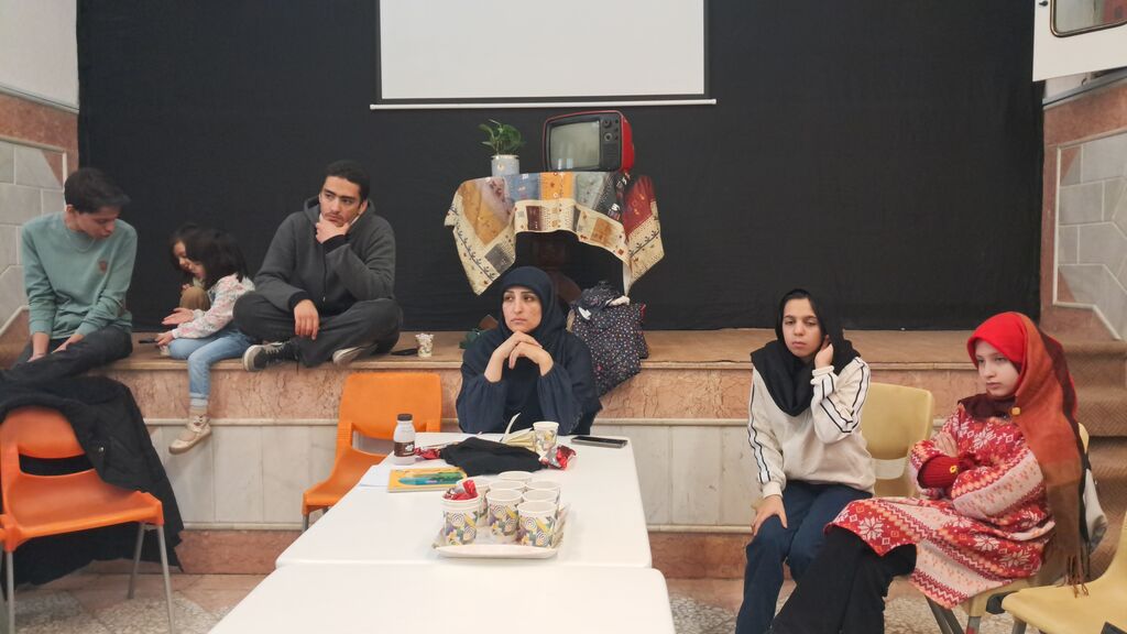 1397006-1 برگزاری جلسه شورای نوجوانان مراکز فرهنگی هنری استان قم