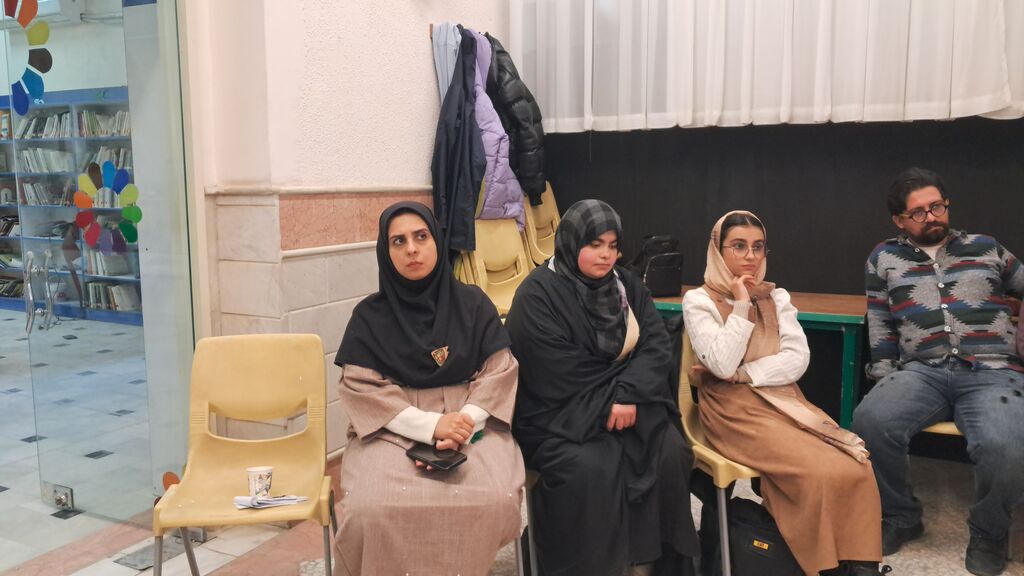 1397008-1 برگزاری جلسه شورای نوجوانان مراکز فرهنگی هنری استان قم