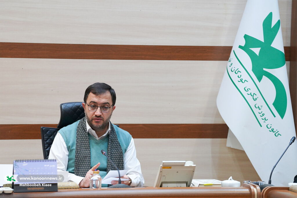 1397076-1 ضرورت تفکیک برنامههای کودک از نوجوان در دهه فجر