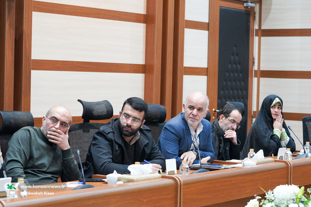 1397077-1 ضرورت تفکیک برنامههای کودک از نوجوان در دهه فجر