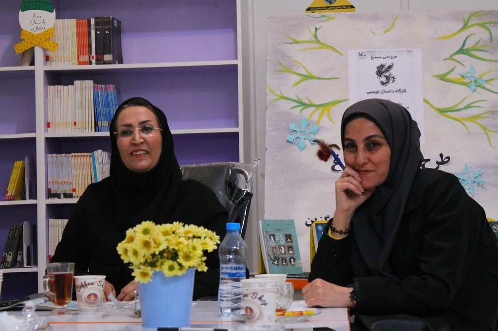 1397083-1 برگزاری کارگاه داستاننویسی سیمرغ در کانون پرورش فکری شهرستان درگزین