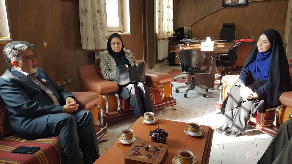 1397179-1 نشست سرپرست کانون استان با مدیرعامل و مسئولان انجمن دیابت کرمانشاه