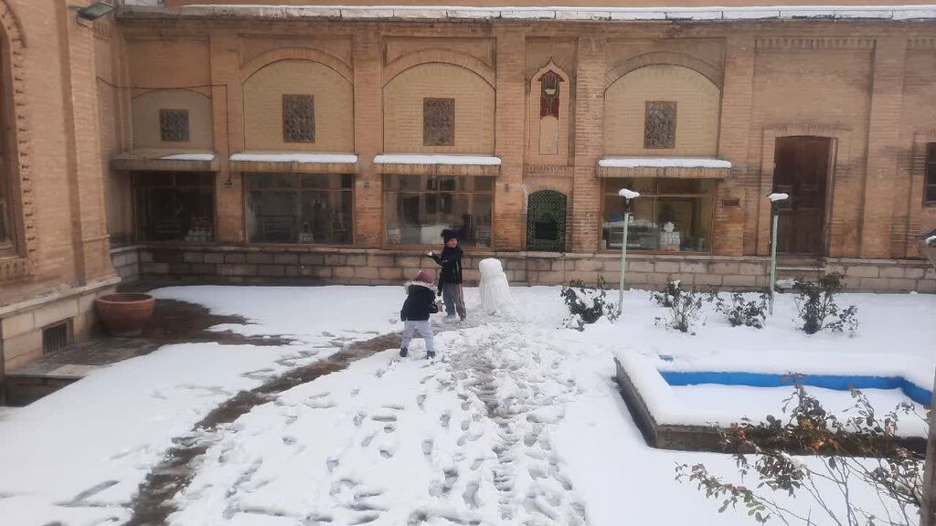 کانون کرمانشاه حتی با برف هم خلاقیت می‌آفریند