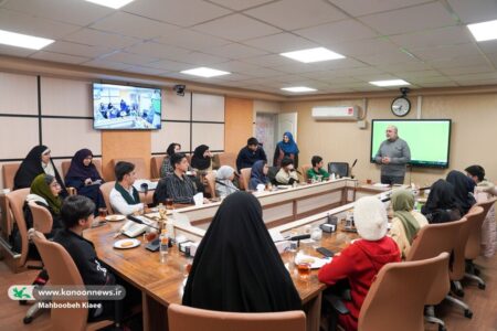 نوجوانان باید کارت رشد داشته باشند