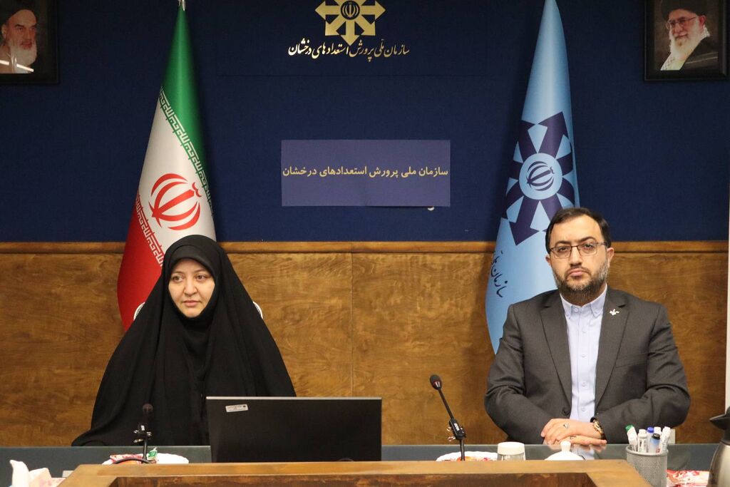 هم‌افزایی برای تربیت نسلی اثرگذار