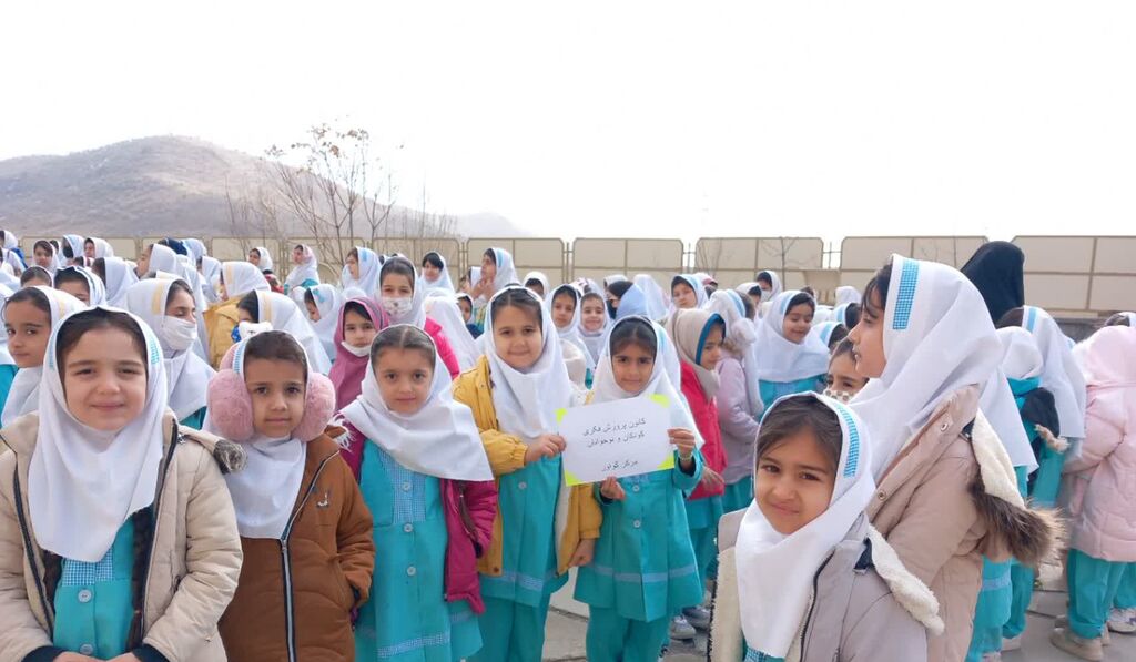 1398335 برنامههای مرکز گواور در «زنگ انقلاب»