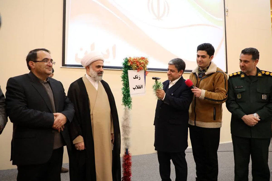 حضور درخشان اعضای مرکز شماره ۳ کانون اردبیل در ویژه‌برنامه آغاز دهه فجر و نواخته‌شدن زنگ انقلاب