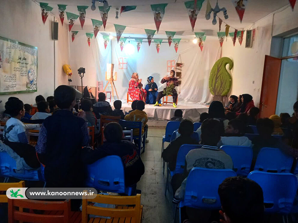 نمایش «بزرگ‌مرد کوچک» در کانون لرستان
