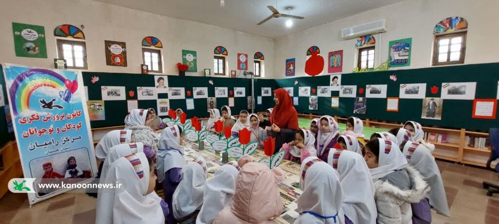 1399113 کانون رامیان میزبان نمایشگاه روزنامهها و مجلات انقلاب اسلامی شد