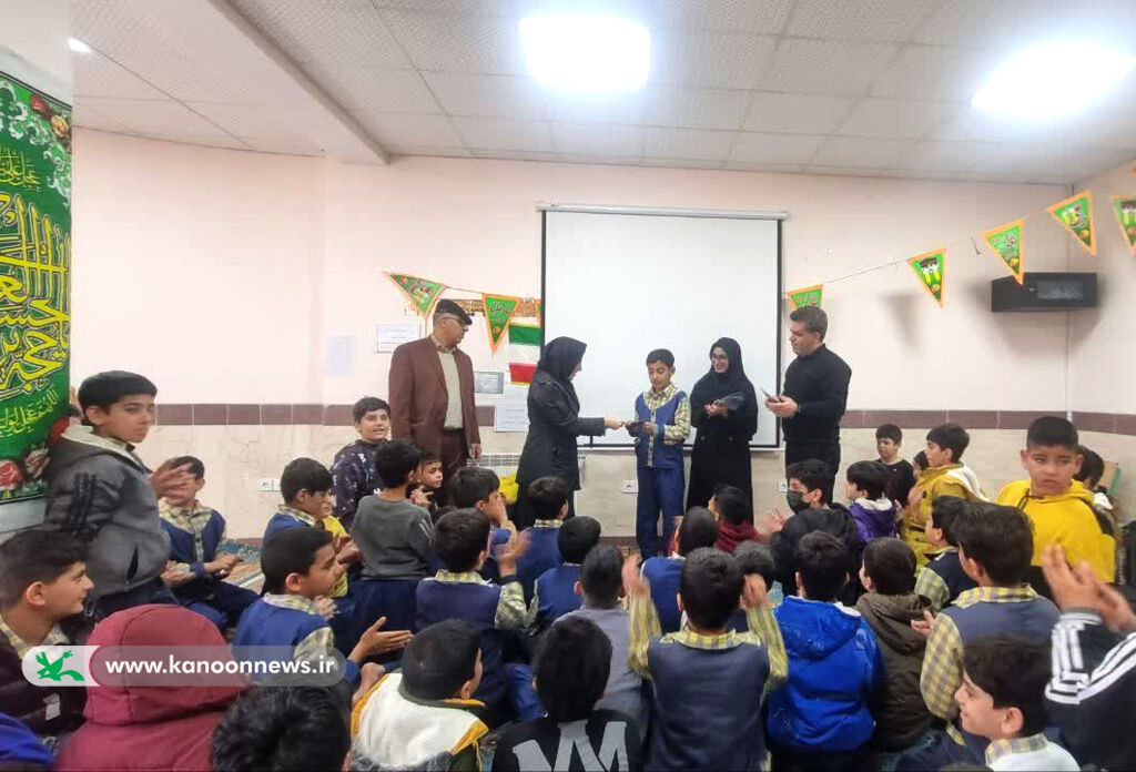 مراکز کانون پرورش فکری لرستان در دهه فجر