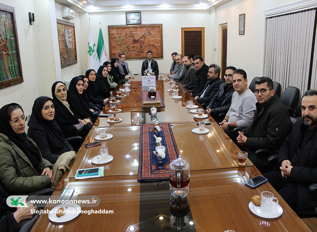 برگزاری نشست هم‌اندیشی مسئولان کانون زبان و کانون پرورش فکری گیلان