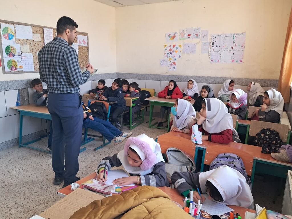 1399433-1 شور انقلاب در مراکز کانون خراسان شمالی