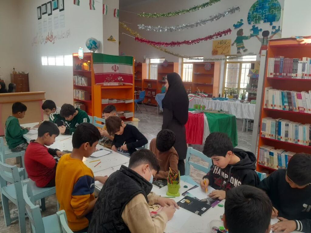 ویژه‌برنامه‌های دهه‌ فجر در مرکز گیلانغرب