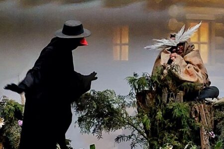 نمایش «سؤال موموکی» میهمانِ کودکان زنجانی شد