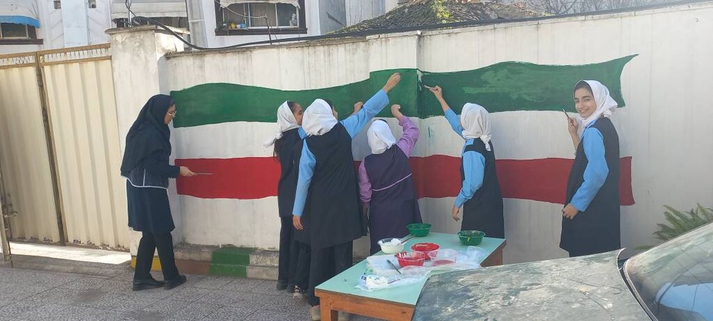 مراکز کانون پرورش فکری مازندران دهه فجر را با برنامه‌های متنوع گرامی داشتند