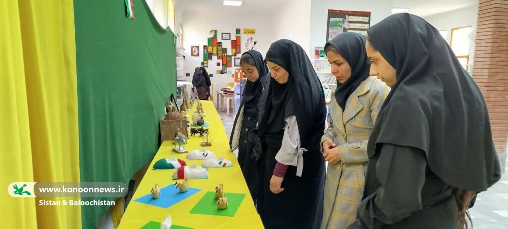 گشایش نمایشگاه‌های آثار مربیان و اعضا در مراکز فرهنگی‌هنری کانون سیستان و بلوچستان