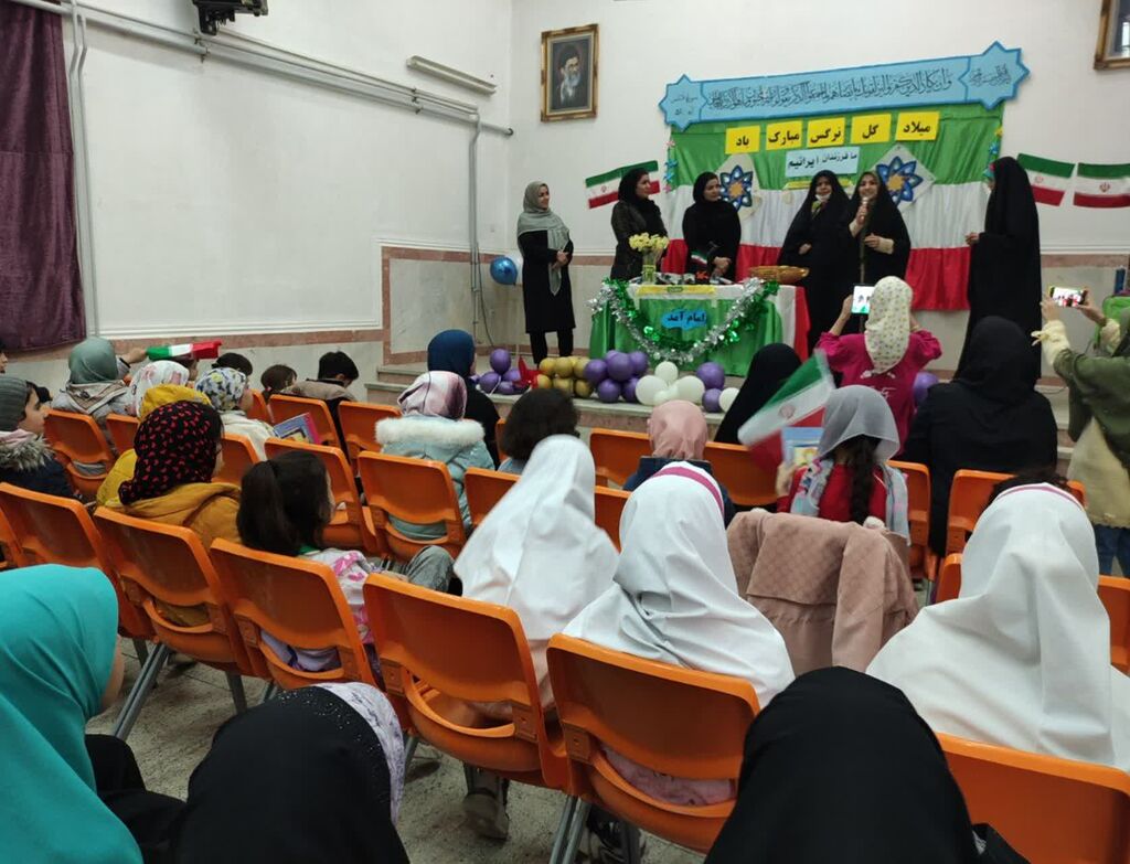 1400128-2 جشن نیمه شعبان در کانون همدان/ از جشن و شادی تا تبیین فرهنگ مهدویت
