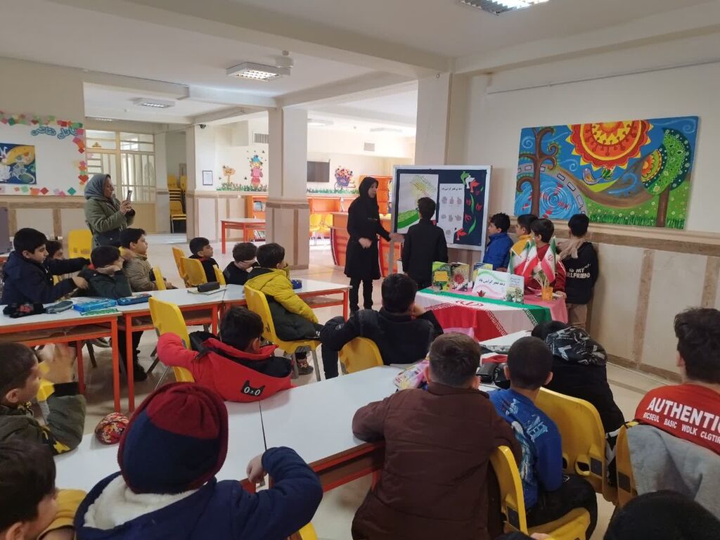 1400188 ویژهبرنامههای دهه فجر و میلاد امام زمان(عج) در مرکز شماره ۱۳ کانون کرمانشاه