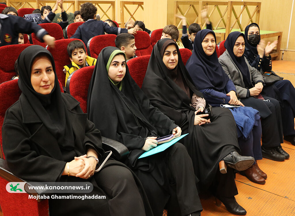 جشن «فجر انتظار» در رشت؛ پیوند شور انقلابی با نیمه شعبان