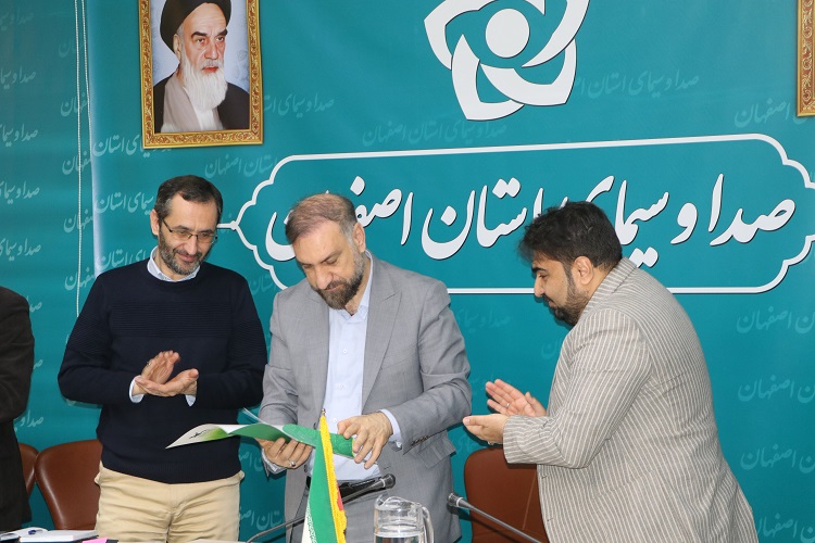 1400413-1 هماندیشی رسانهای جشنواره بینالمللی قصهگویی در اصفهان؛ گامی تازه برای گسترش روایت فرهنگی
