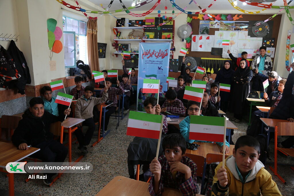 "پیک امید"کانون استان بوشهر میهمان کودکان کلمه شد