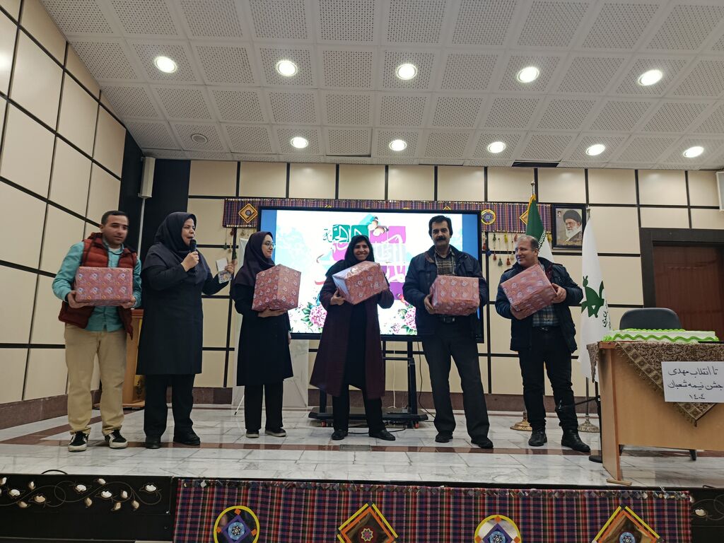 1400605 پیوند شور انقلابی با نیمه شعبان در کانون استان مرکزی