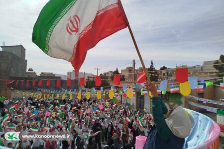 ویژه‌برنامه «پیک امید» در روستای درجزین سمنان همزمان با دهه فجر و میلاد امام زمان (عج)