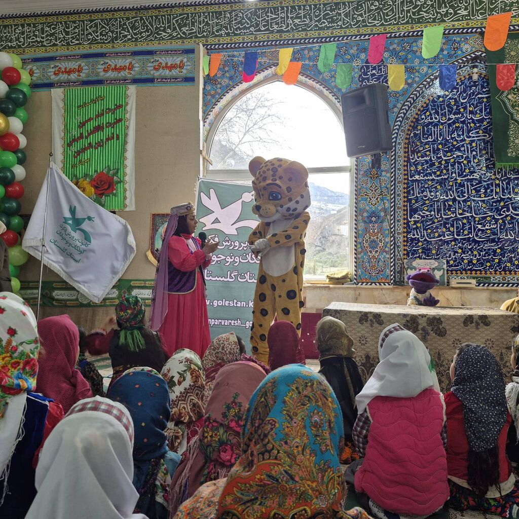 پیک امید کانون پرورش فکری به روستای زیارت گرگان رسید