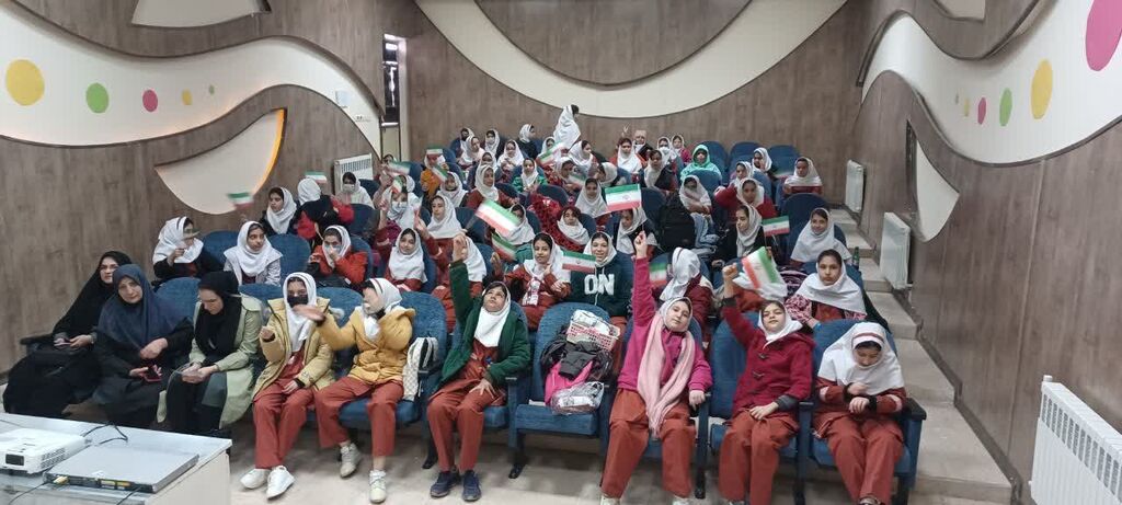 ویژه‌برنامه «فجر مهدوی» در مرکز شماره ۱ اسلام‌آباد غرب