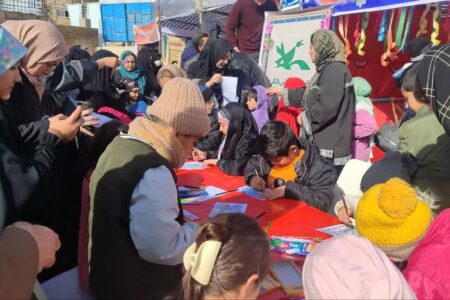 ایستگاه های هنری وادبی کانون ایلام در جشن بزرگ نیمه شعبان