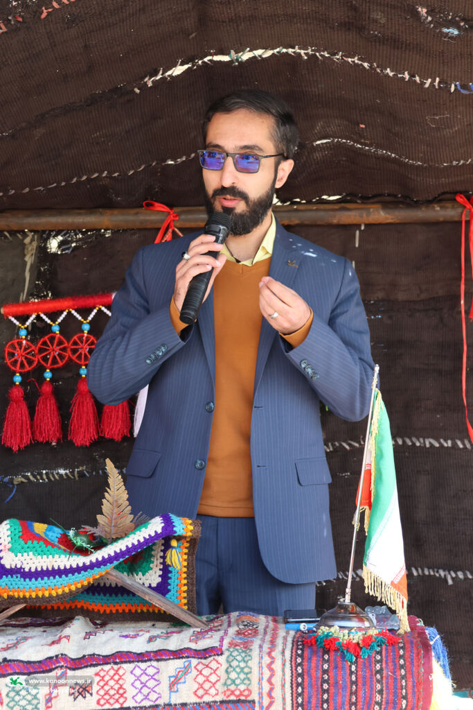 اهدای ۳۴ قفسه‌ی کتاب به مناطق عشایری چهارمحال و بختیاری