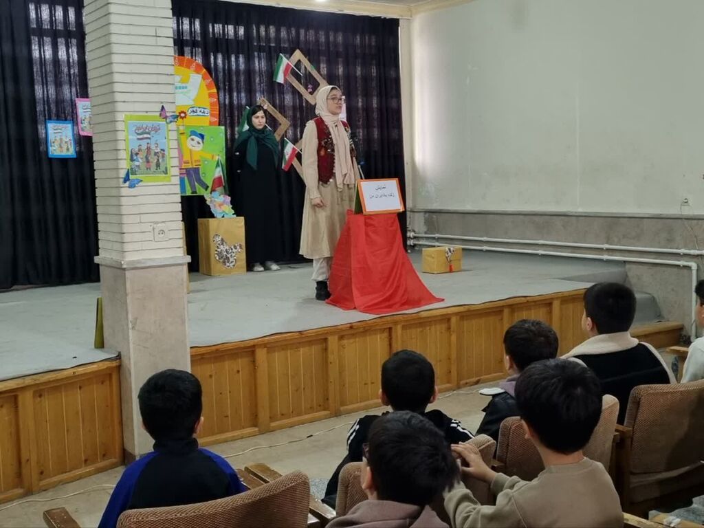 ویژه برنامه ای برای کودکان توسط کانون ماکو برگزار شد