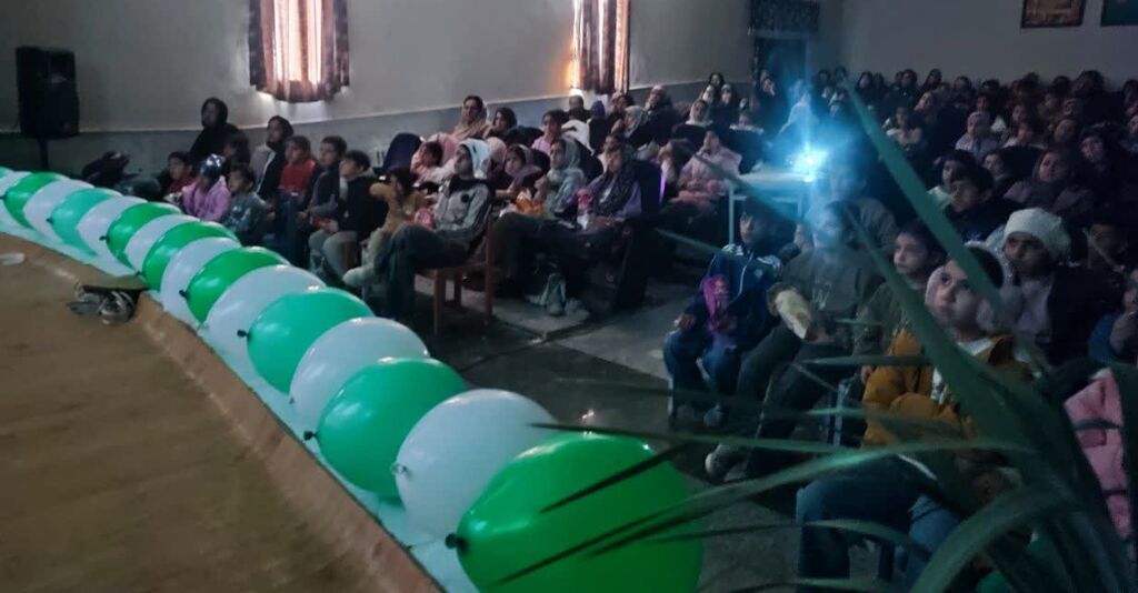 جشن نیمه شعبان و اکران فیلم «دختر برقی» در کانون کنگاور برگزار شد