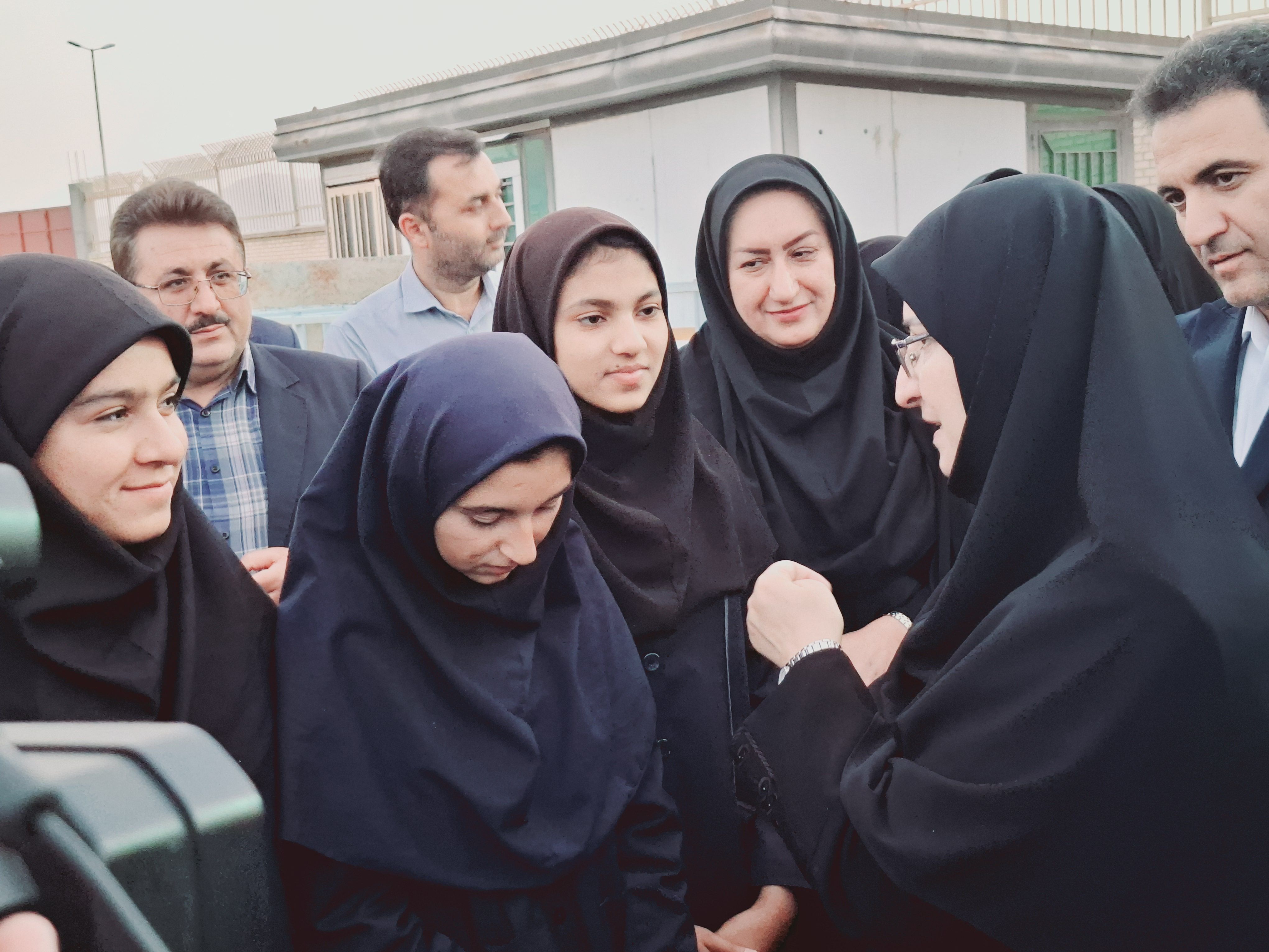 1543134fjlfwvvizafmaqhdy 1